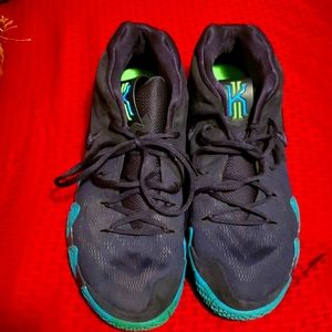 Nike Kyrie 4 Dark Obsidian Basketball Shoes 943806